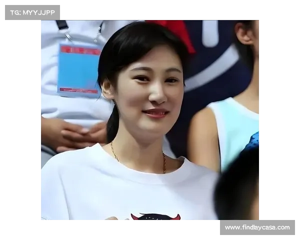 周琦妻儿发声回应外界质疑挑战杜锋角色引发广泛关注 周琦妻儿发声回应外界质疑挑战杜锋角色引发广泛关注